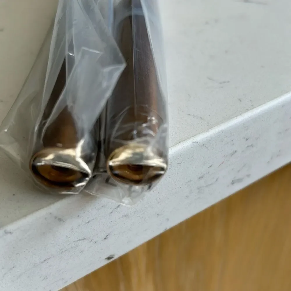 COPY Pottery Barn Double Curtain Rods & Wall Brackets, Brass, 28x48,New open box